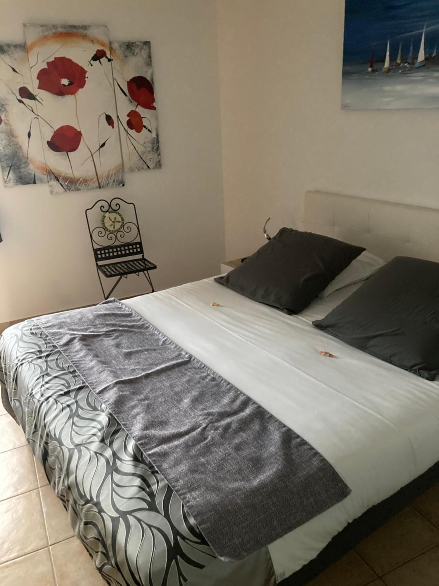 La Grande Mare Hotell Saint-Benoît-des-Ondes Exteriör bild